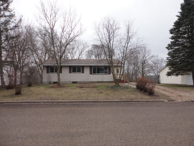 201 Sunset Drive, Lodi, WI 53555