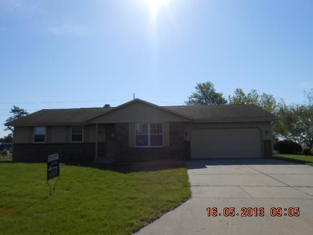 118 Rockshire Dr, Janesville, WI 53546