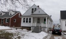 2555 S 77th St Milwaukee, WI 53219