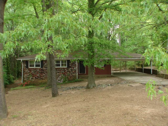 6413 Piney Cir, Mableton, GA 30126