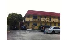 2530 Pierce St # 202 Hollywood, FL 33020