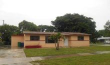 941 Nw 182nd St Miami, FL 33169