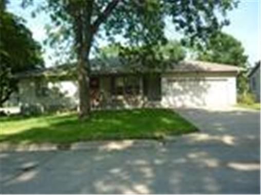1003 S Elm St, Ottawa, KS 66067