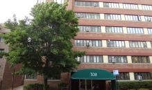 708 W Bittersweet Pl Apt 701 Chicago, IL 60613