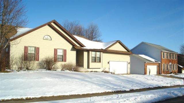 2985 Hartford Dr, Bettendorf, IA 52722