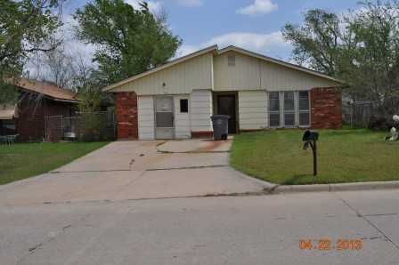 1724 Jesse L Davenport St, Lawton, OK 73501