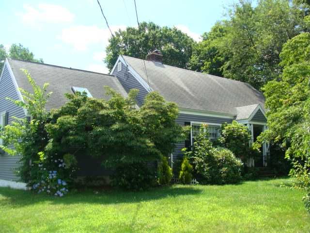 210 Parker Farms Rd, Wallingford, CT 06492