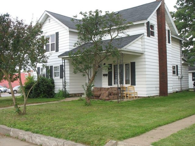 102 N 1st Ave, Wausau, WI 54401