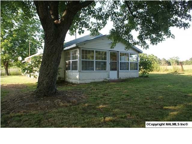 161 Noojin Rd, Boaz, AL 35956
