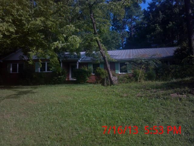 308 Pine Lake Ct, Spartanburg, SC 29301