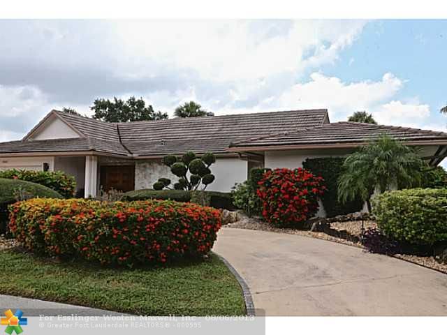 5102 YELLOW PINE LN, Fort Lauderdale, FL 33319