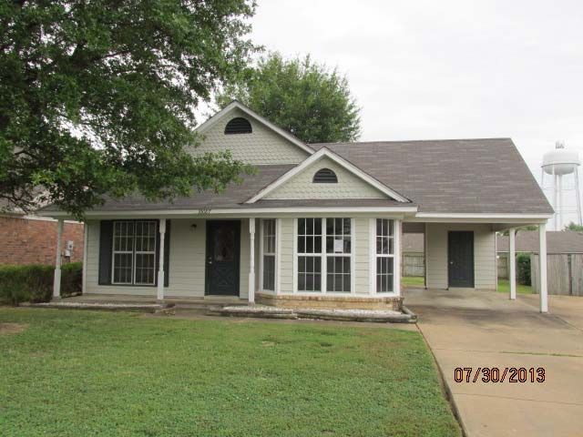 10087 Palmer Dr, Olive Branch, MS 38654