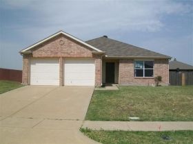 1509 Shady Shores Dr, Red Oak, TX 75154