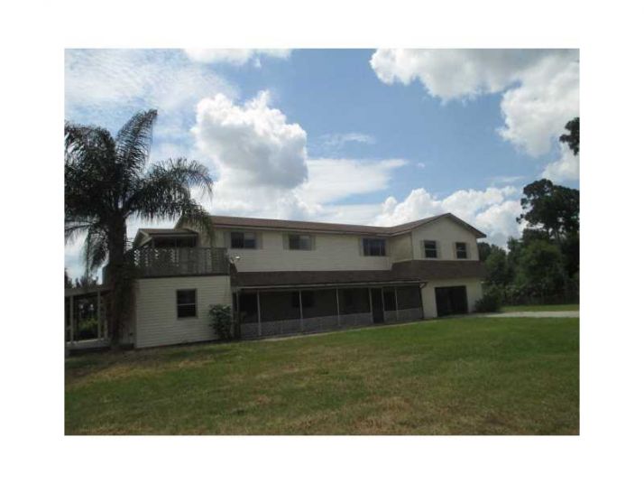 6180 69th St, Vero Beach, FL 32967