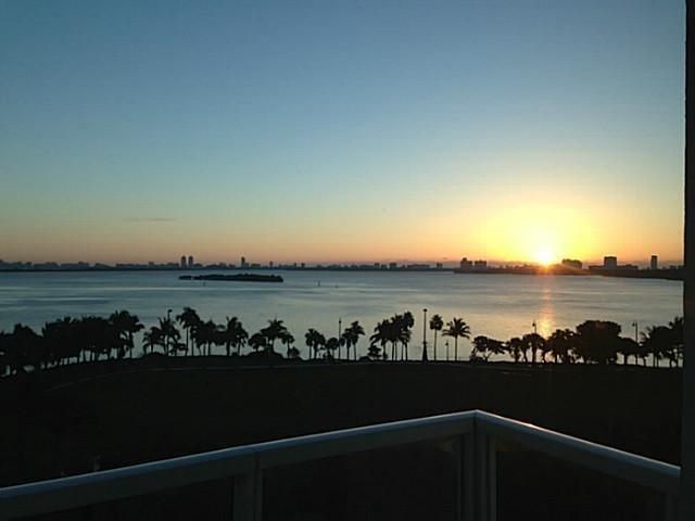 1900 N BAYSHORE DR # 804, Miami, FL 33132