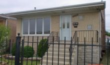 6823 W 63rd St Chicago, IL 60638