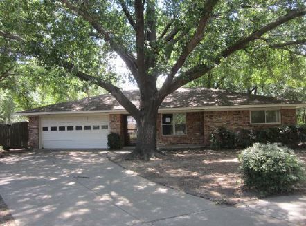 1808 Marie Ln, Irving, TX 75060