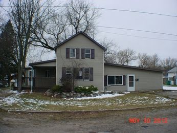 347 N 3rd St, West Branch, MI 48661