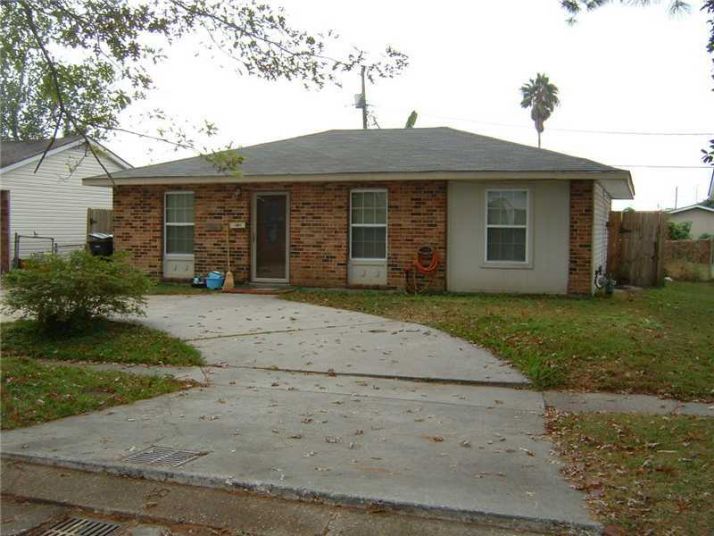 141 Baylor Pl, Kenner, LA 70065