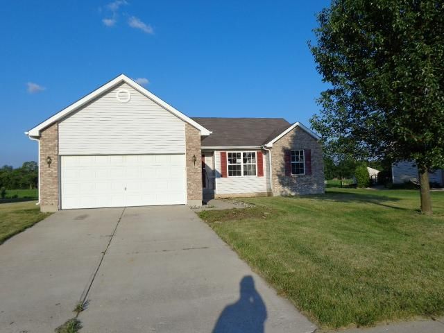 7318 Country Walk Dr, Franklin, OH 45005