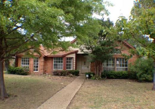 6110 Jessica Way, Rowlett, TX 75089