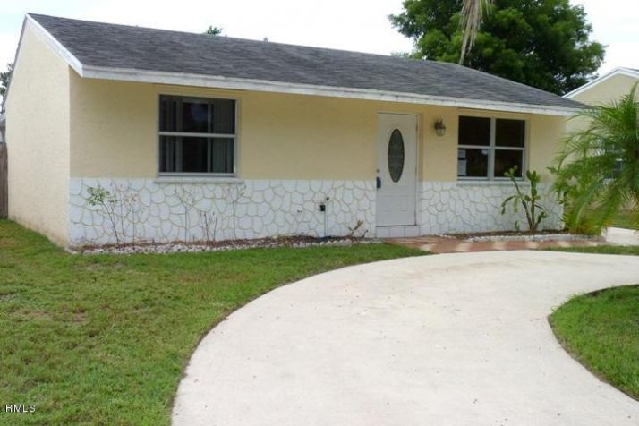 4318 Empire Way, Lake Worth, FL 33463