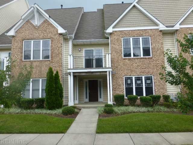 954 Hollymeade Cir, Newport News, VA 23602