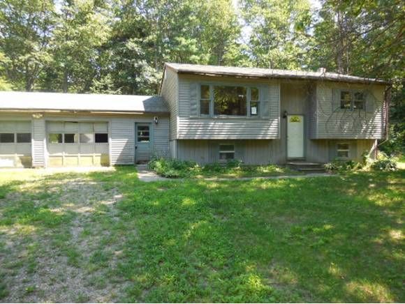 79 Circle Rd, Milton, VT 05468