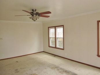723 Michigan Ave, Monroe, MI 48162