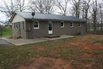 2520 Rapids Rd, Franklin, KY 42134