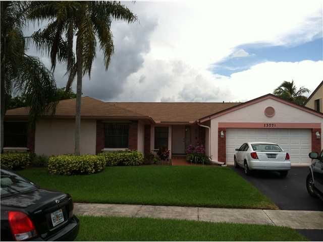 13771 GREEN COVE PL, Fort Lauderdale, FL 33325