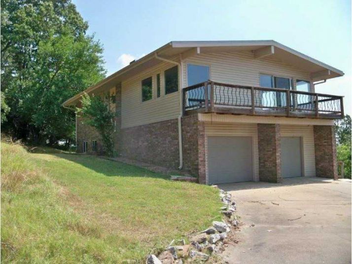15412 Meadow Ln, Lowell, AR 72745