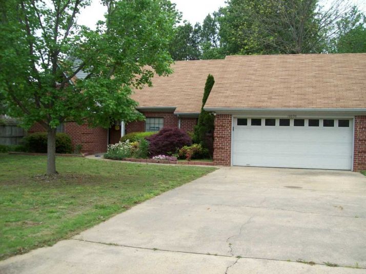 10098 Fox Run Dr, Olive Branch, MS 38654