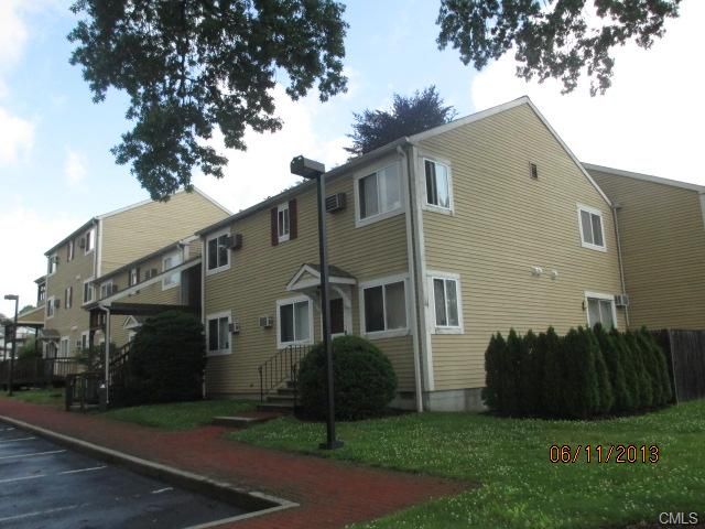 135 Flax Hill Rd Apt 24a, Norwalk, CT 06854