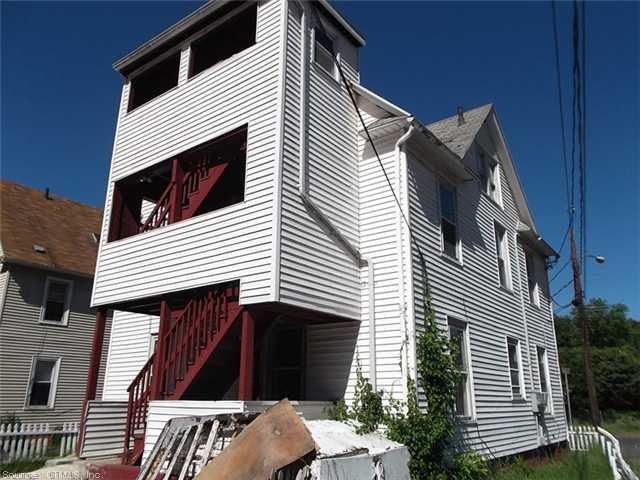 515 N Main St, Naugatuck, CT 06770