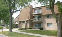 3240 N Manor Dr Apt 229 Lansing, IL 60438