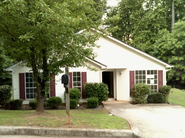 3428 Homeward Trail, Ellenwood, GA 30294