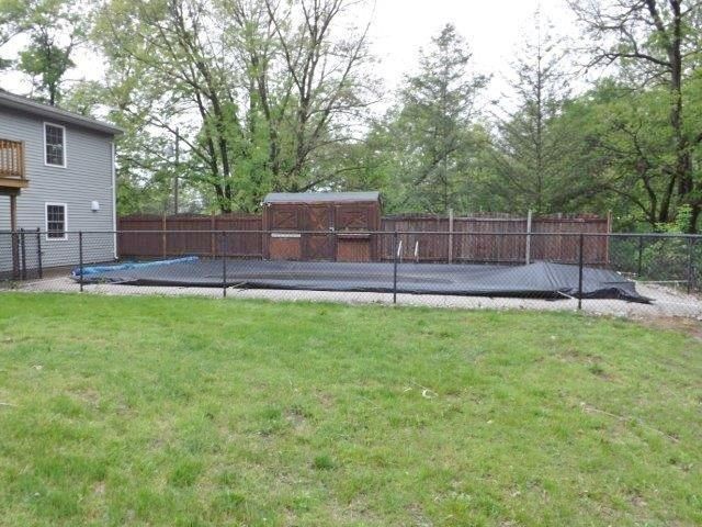 4945 13 Mile Rd NE, Rockford, MI 49341
