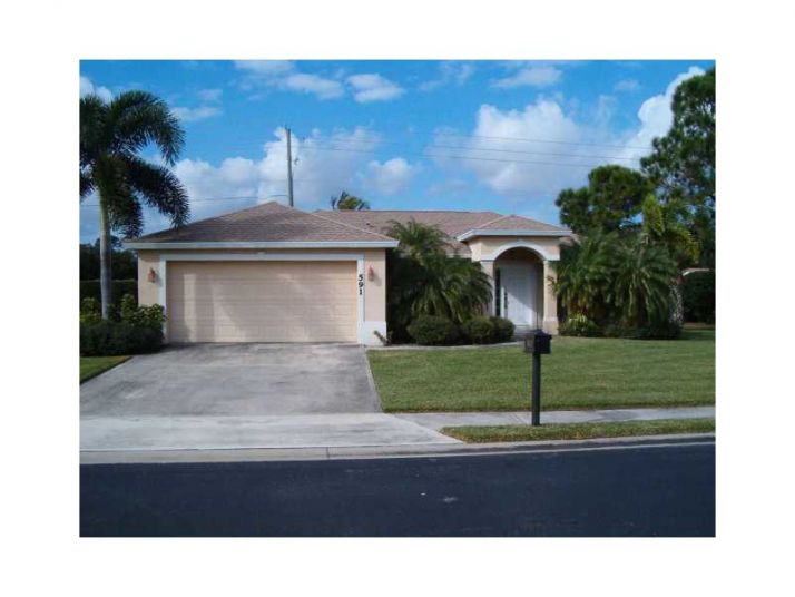 591 High Hawk Cir, Vero Beach, FL 32962