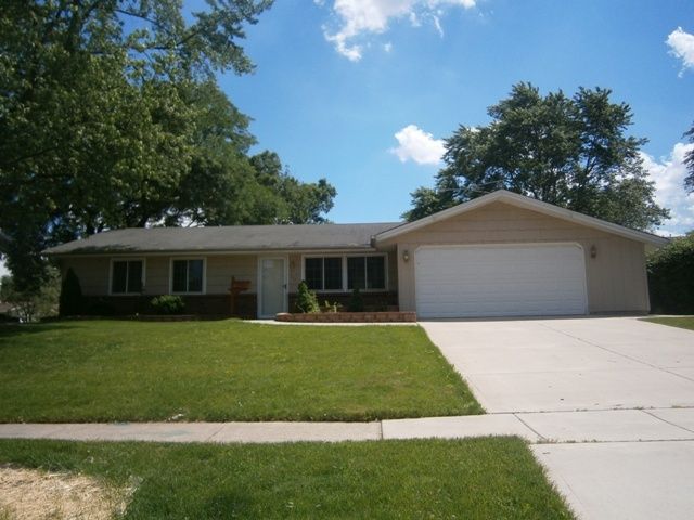 433 Janine Ln, Schaumburg, IL 60193