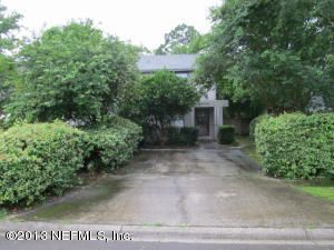 8704 Greatpine Ln W, Jacksonville, FL 32244