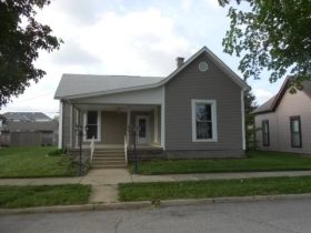 44 E Pennsylvania St, Shelbyville, IN 46176