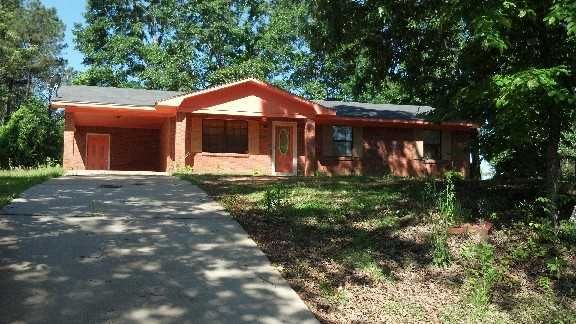 1716 Lizzie Rd, Meridian, MS 39301