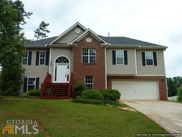 715 Chaseridge Dr, Mcdonough, GA 30253