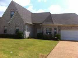 8994 Kyle Duran Dr, Olive Branch, MS 38654