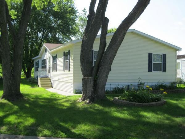 747 Fern Ln. Terrace, Shakopee, MN 55379