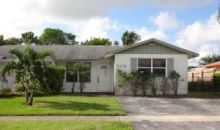 5132 Grant Ln West Palm Beach, FL 33415