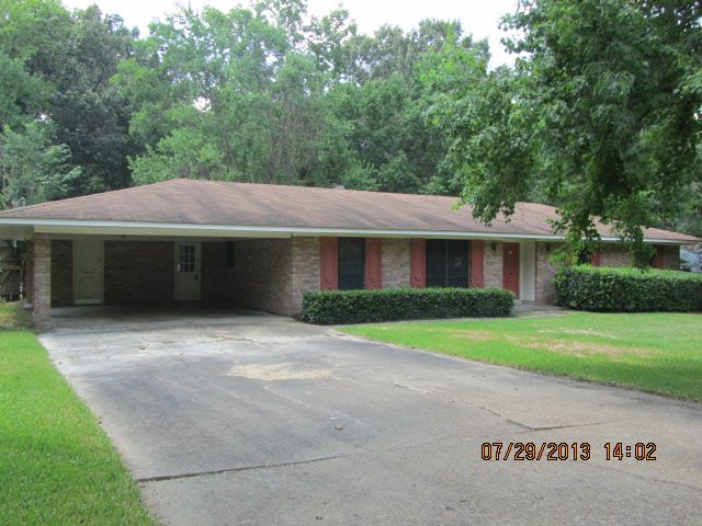 713 Pinehurst Dr, Clinton, MS 39056