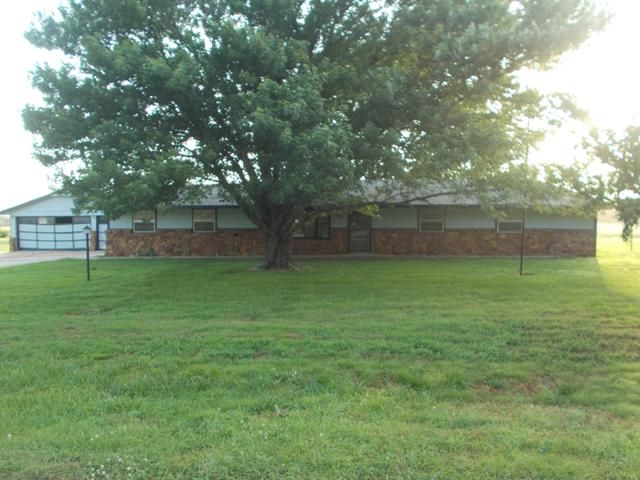 105 Oliver Rd, Independence, KS 67301