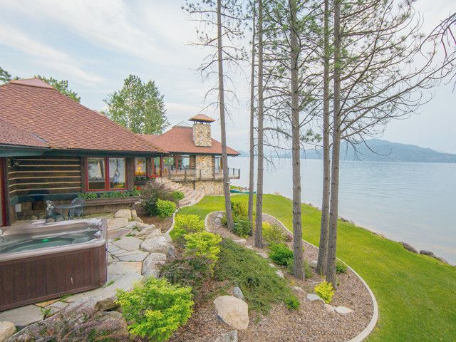 366 Ponder Point Drive, Sandpoint, ID 83864